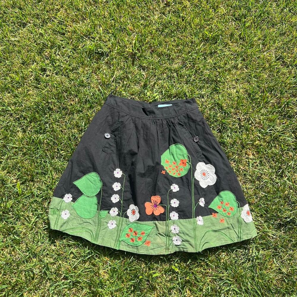Whish y2k floral graphic skirt women’s size S Small midi